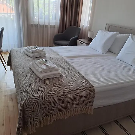 Lazara Veliko Tŭrnovo
